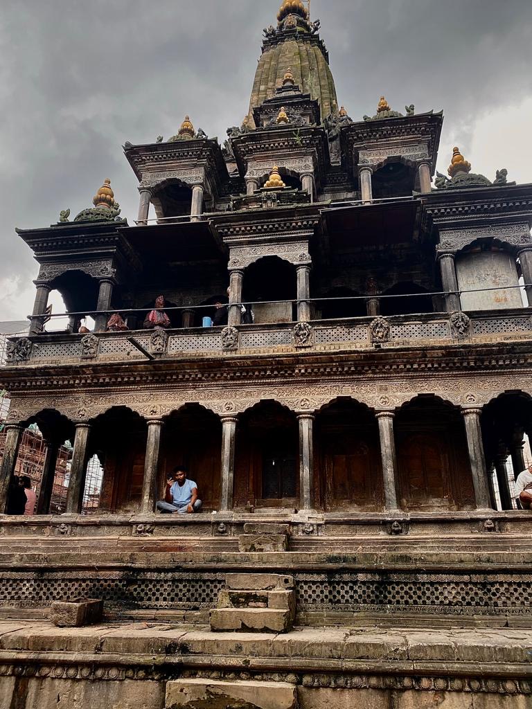 Nepal — paisatge de muntanya i temples