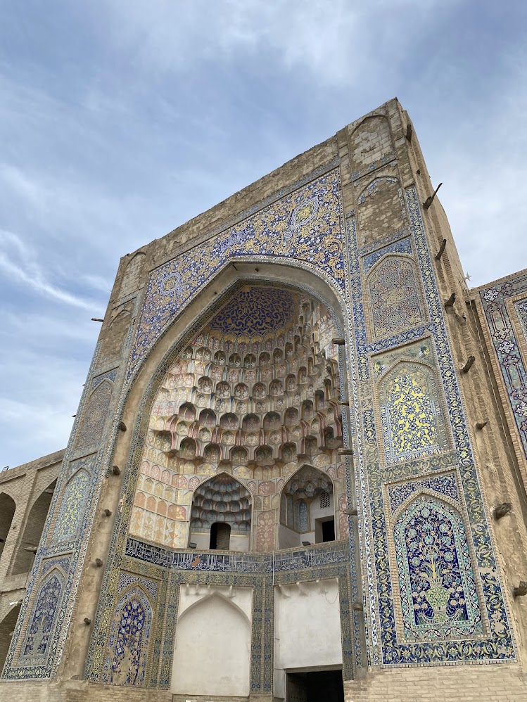 Uzbekistan — estany i temple a Bukhara