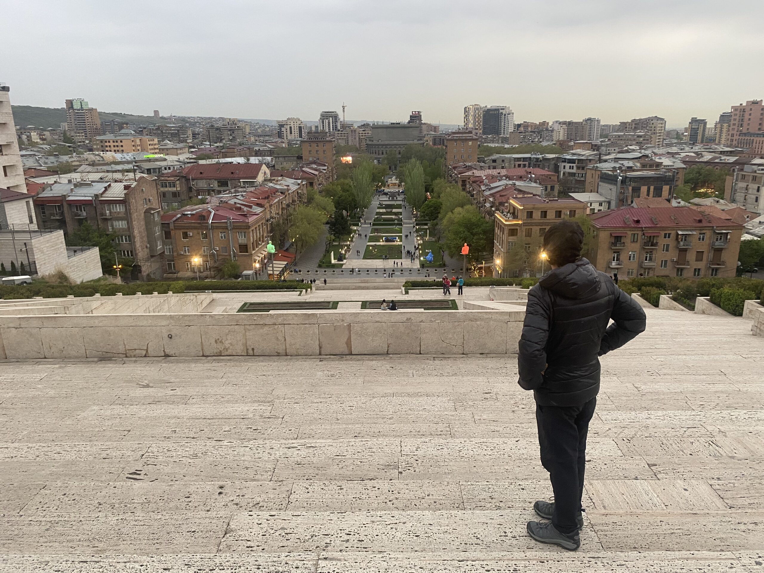 Erevan — arquitectura i vida urbana