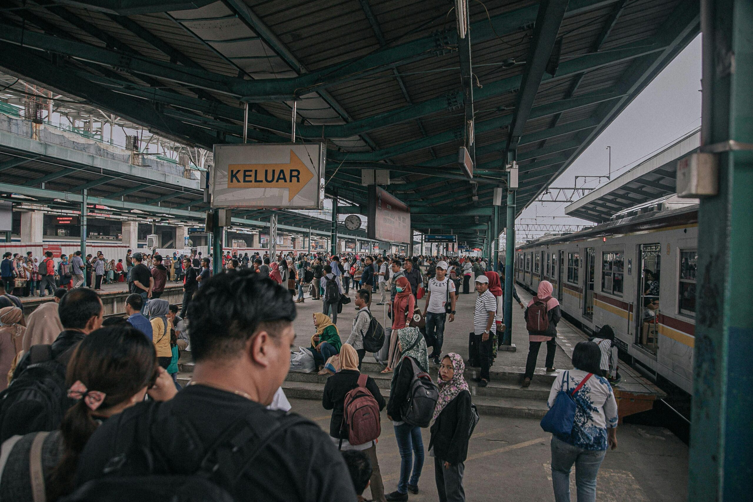 Transport a Indonèsia — furgoneta i connexions per Sumatra