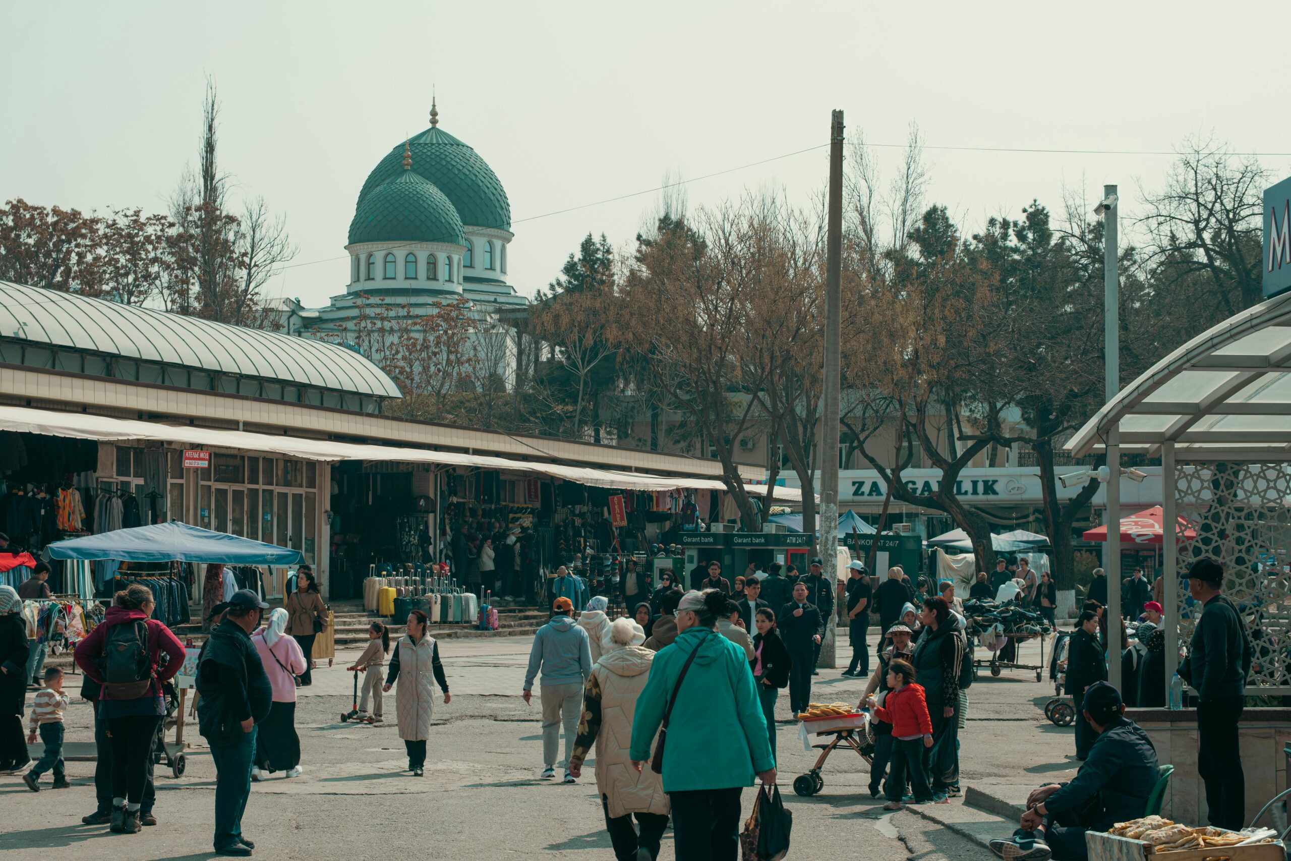 Plaça i arquitectura urbana a Bishkek, Kirguizistan