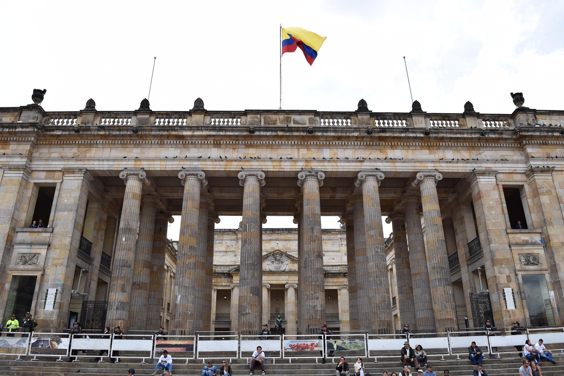 Capitoli Nacional de Colòmbia a la plaça de Bolívar de Bogotà