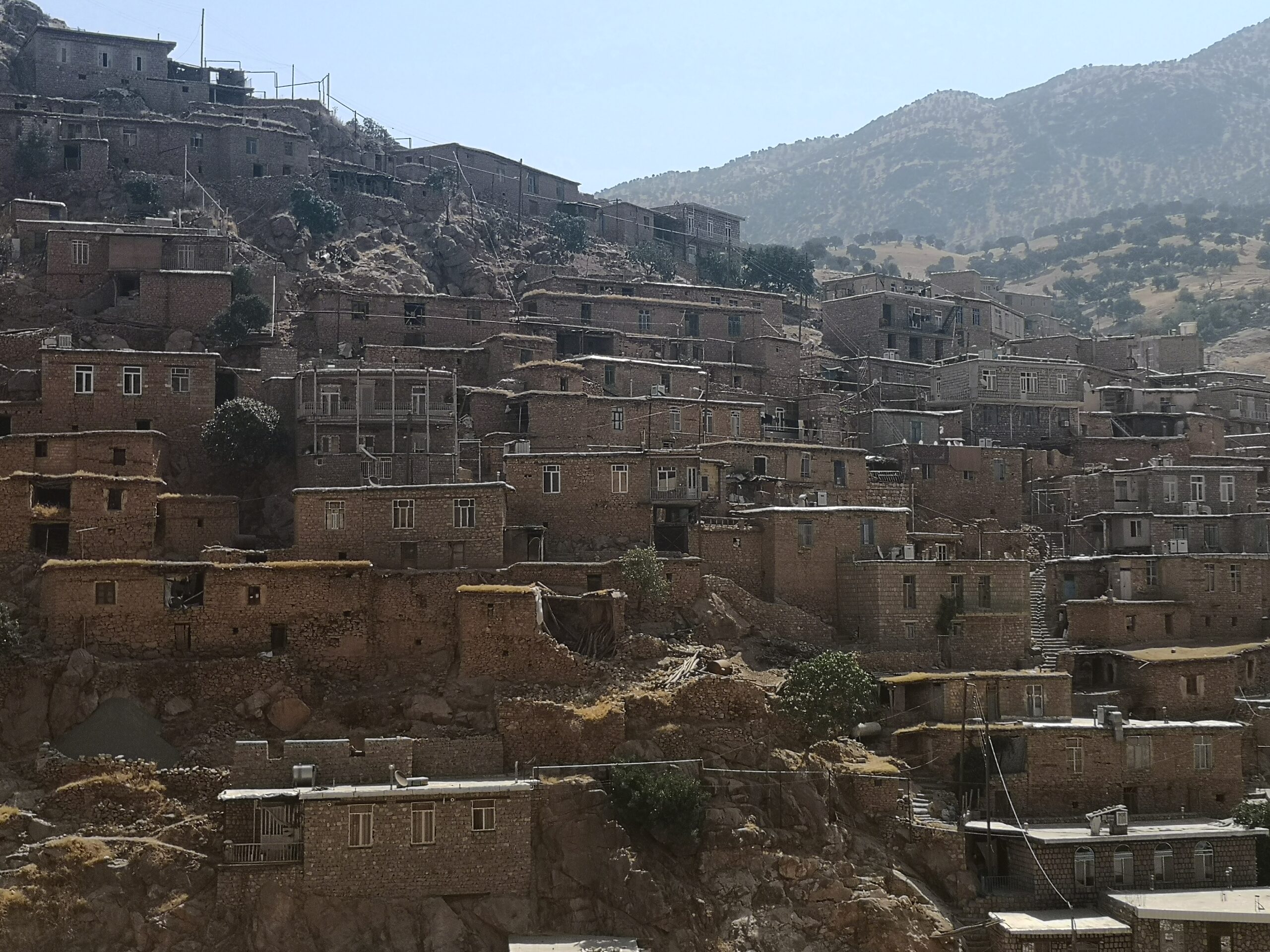 Carreró estret de pedra a Kandovan