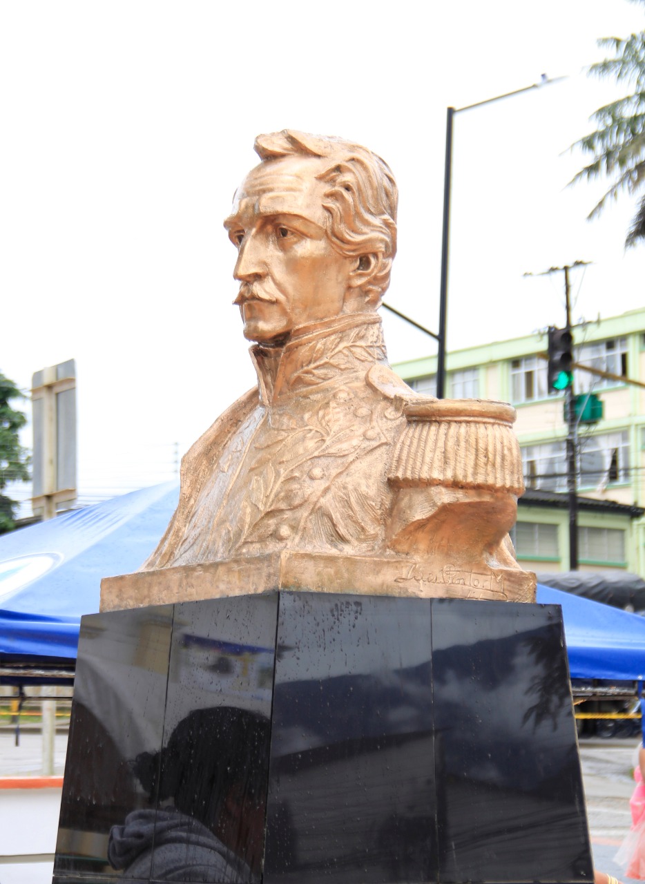 Bust del general Santander en un espai públic de Mocoa, Colòmbia