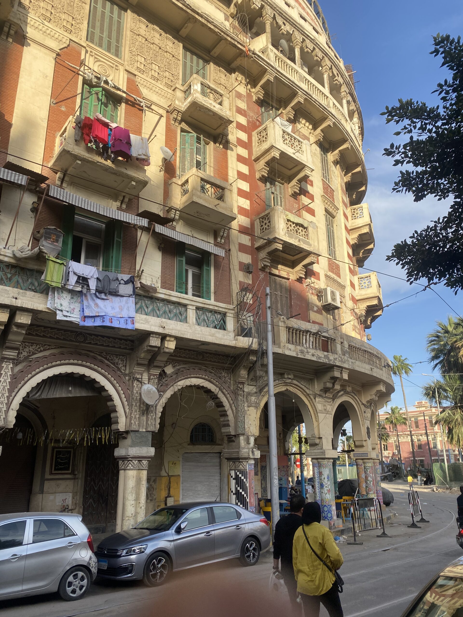 Edifici d'arquitectura històrica al centre d'Alexandria